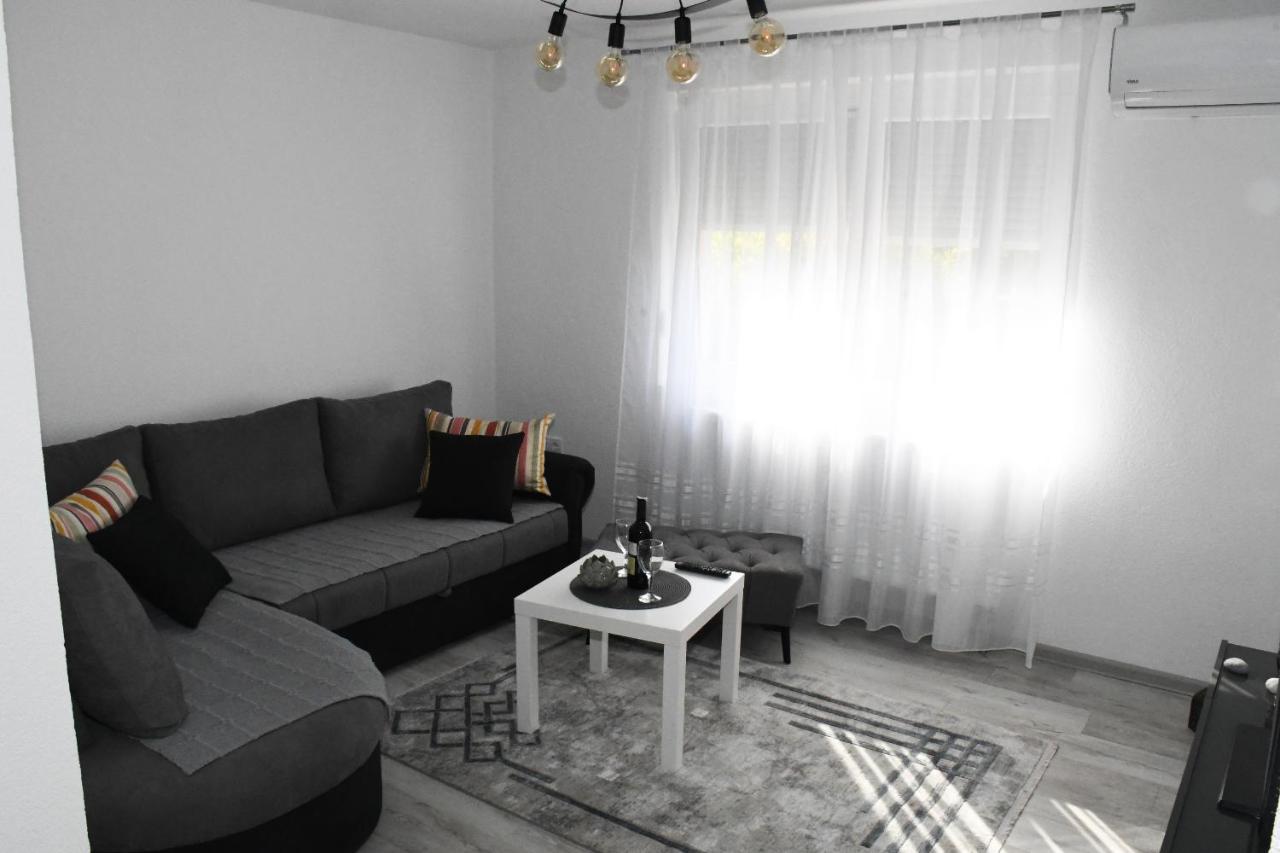 Apartment Sarajlic 普里耶多尔 外观 照片
